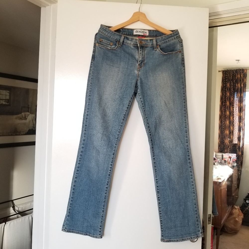 Levis straight cut jeans